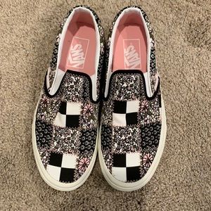VANS SHOES